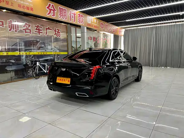 Cadillac CT4 2022