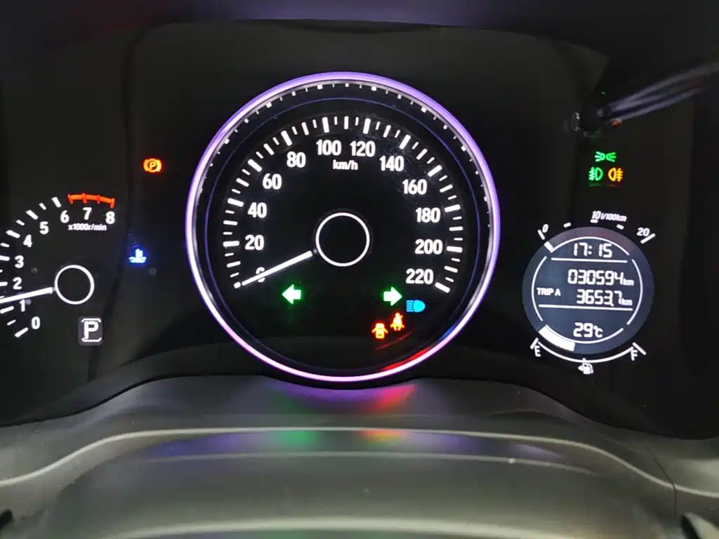 Honda Vezel 2021 — фото 12