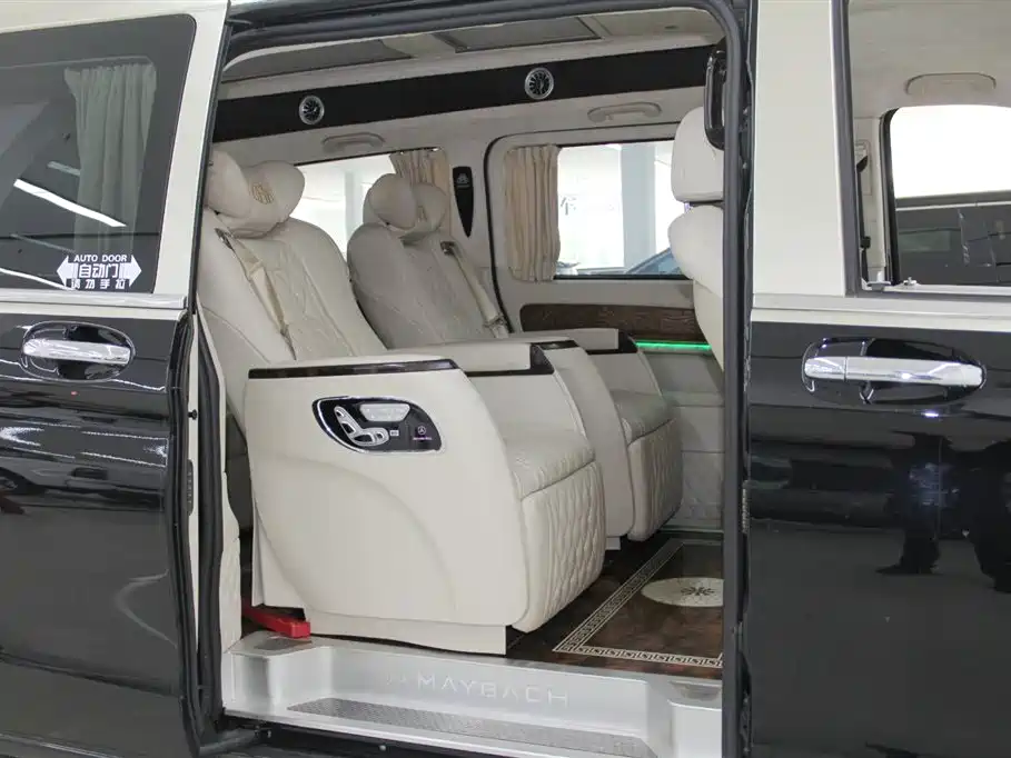 Mercedes-Benz Vito 2020 — фото 10