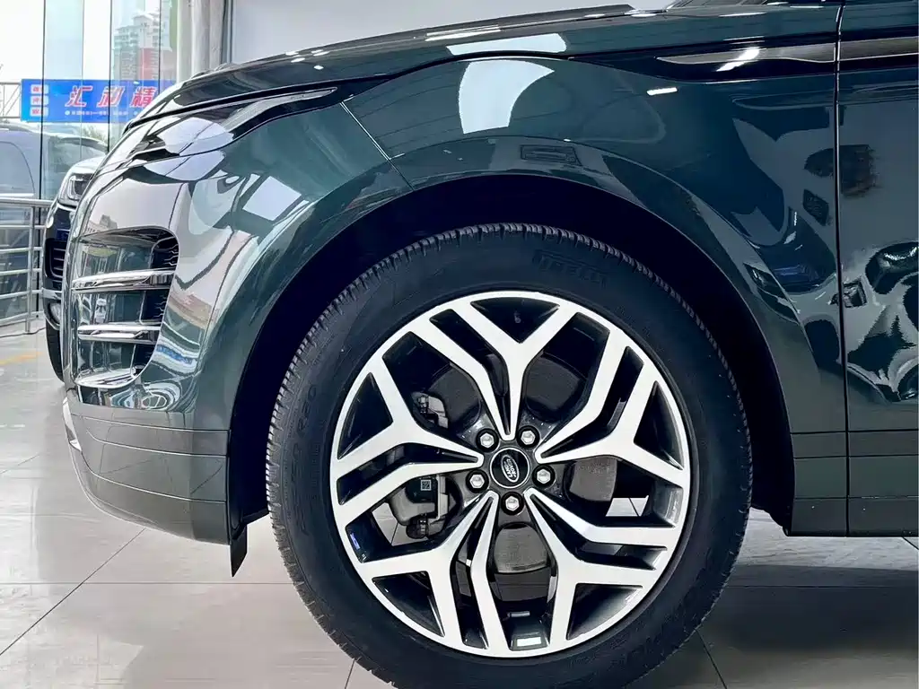 Land Rover Evoque 2024 — фото 20