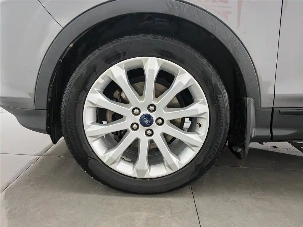 Ford Kuga 2014 — фото 17