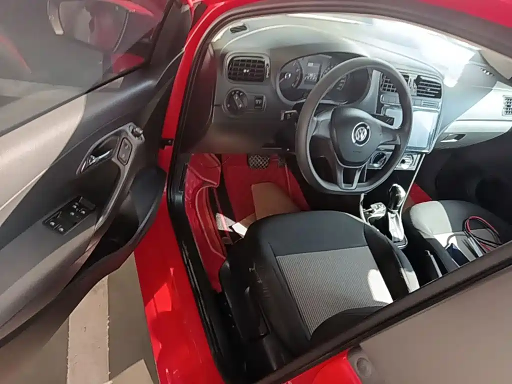 Volkswagen Polo 2018 — фото 16