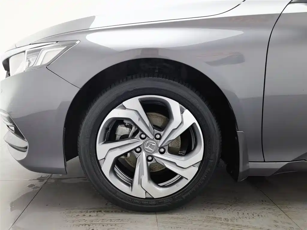 Honda Accord 2020 — фото 17