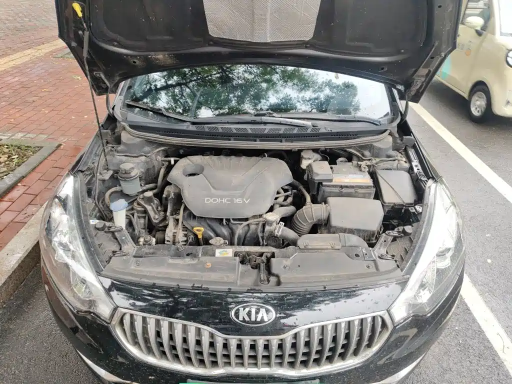 Kia K3 2015 — фото 11