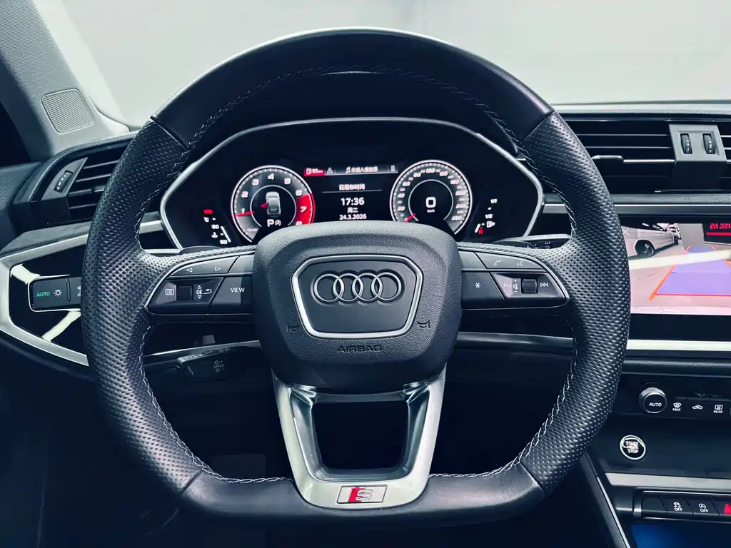 Audi Q3 Sportback 2023 — фото 12