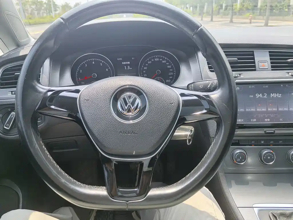 Volkswagen Golf 2015 — фото 19