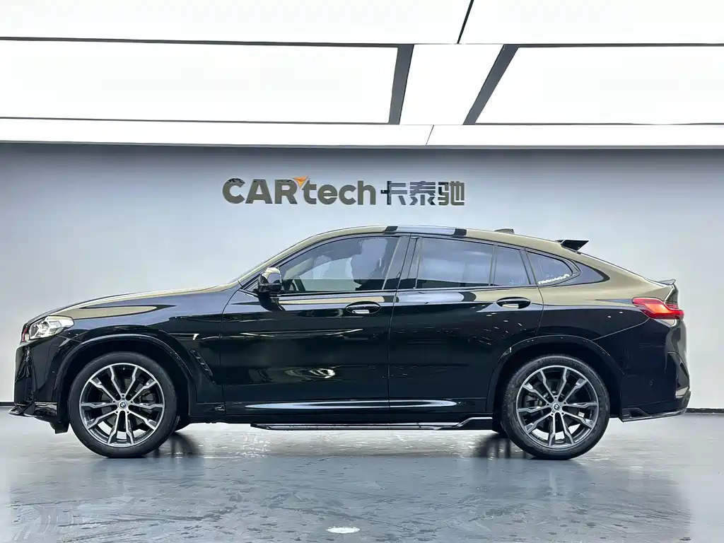 BMW X4 2022 — фото 3
