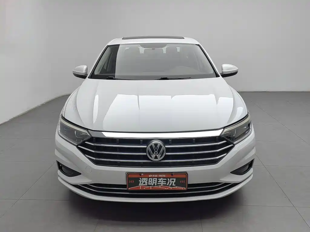 Volkswagen Sagitar 2019