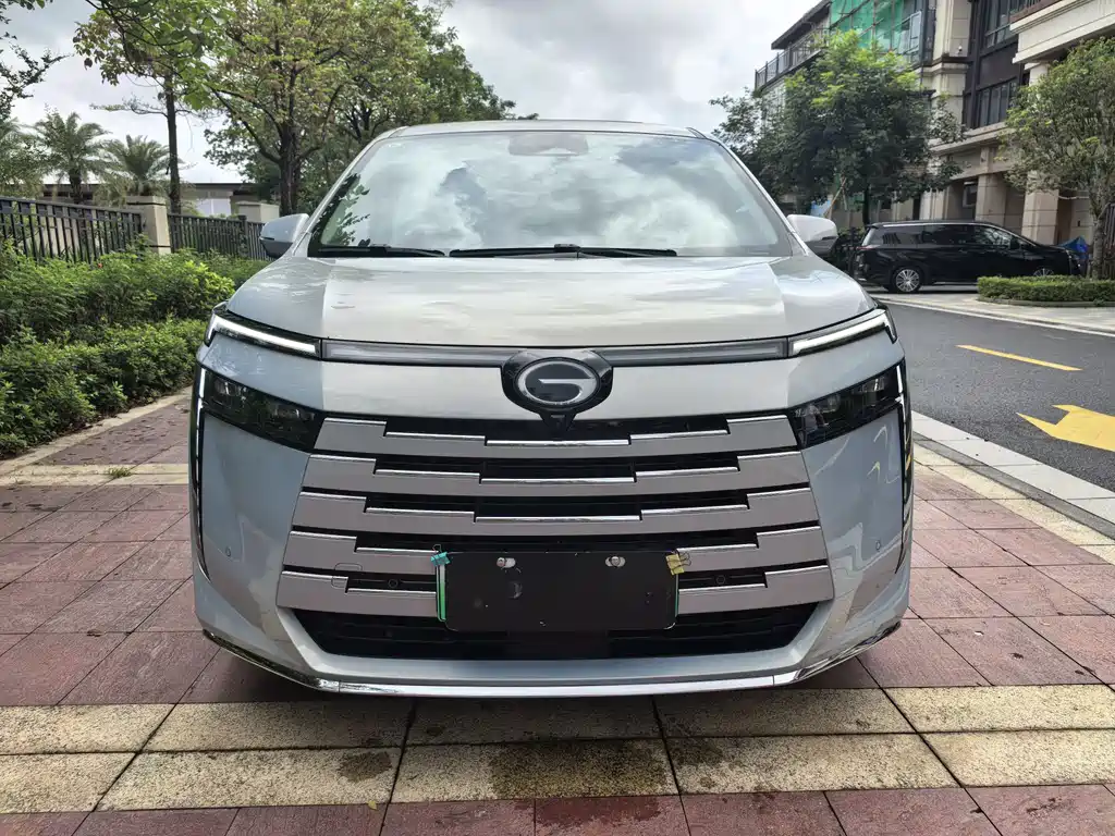 GAC Motor E8 PHEV 2024