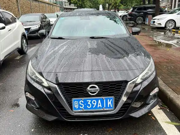 Nissan Teana 2022
