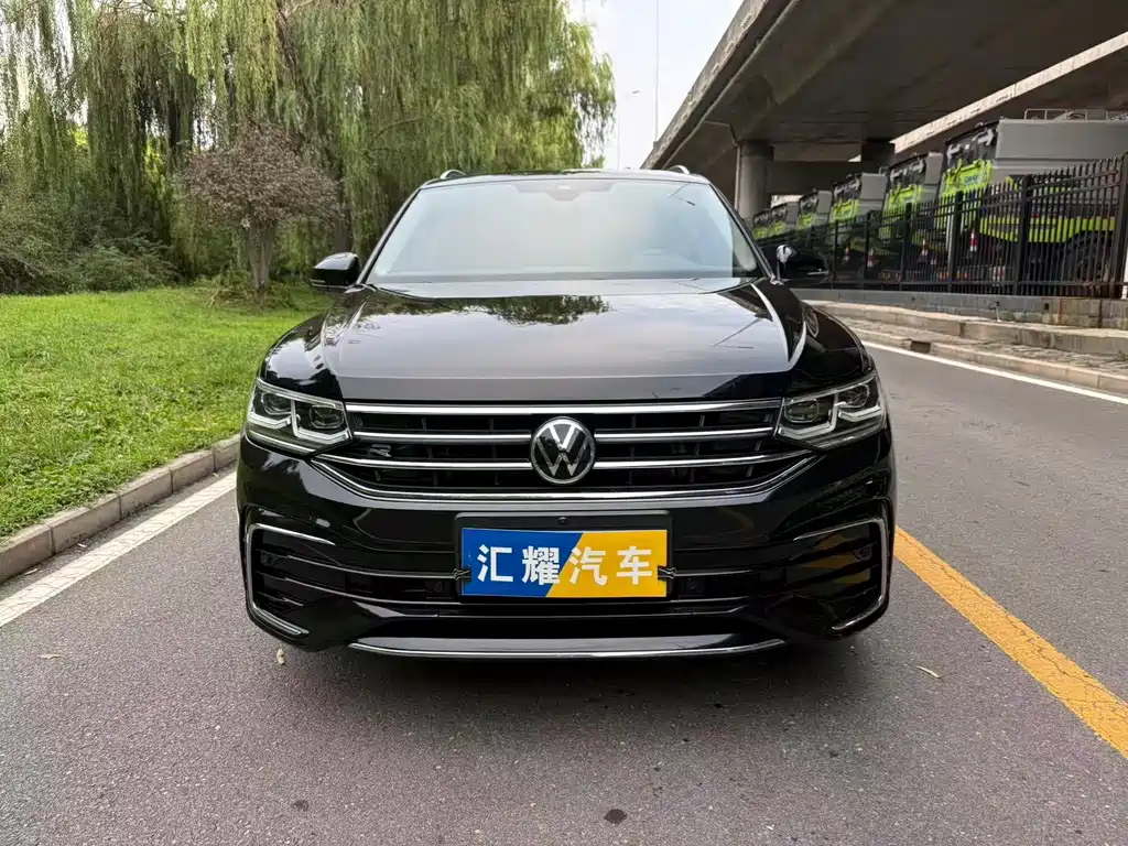 Volkswagen Tiguan L 2021