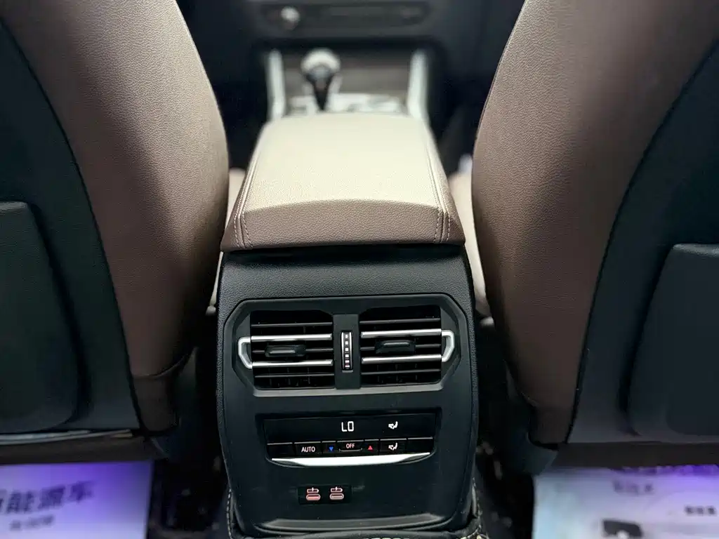 BMW 3 Series 2020 — фото 15
