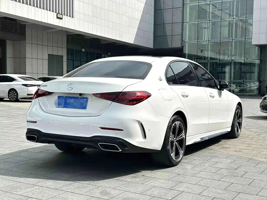 Mercedes-Benz C-Class 2022 — фото 11