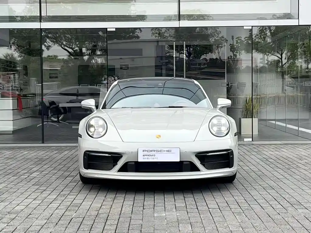 Porsche 911 2023 — фото 1