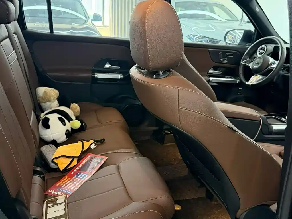 Mercedes-Benz GLB 2025