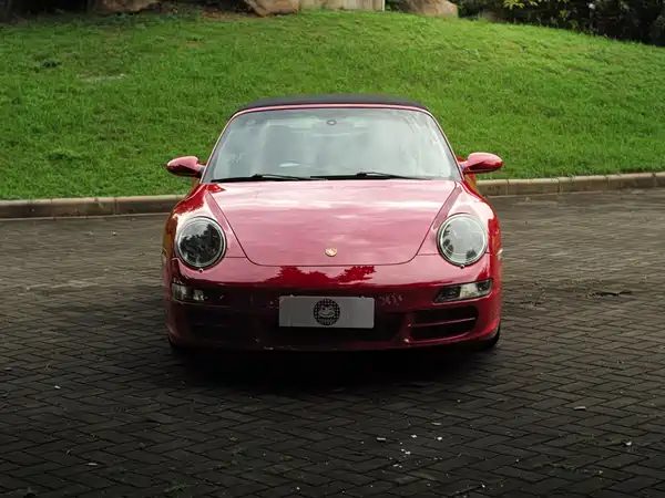 Porsche 911 2005