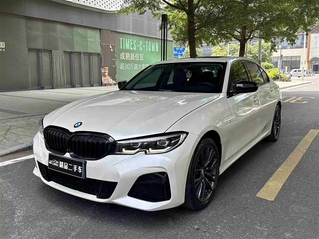 BMW 3 Series 2021 — фото 1