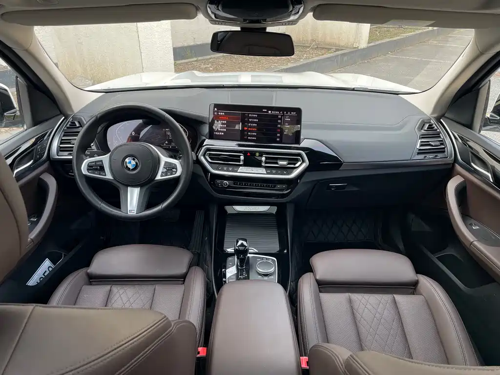 BMW X3 2022 — фото 8