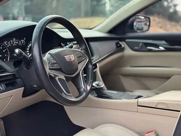 Cadillac CT6 2017