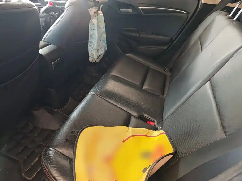 Honda Fit 2015 — фото 17