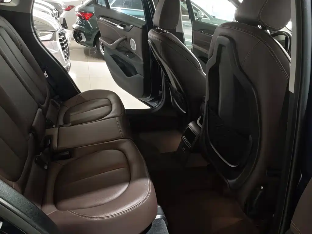 BMW X1 2022 — фото 10