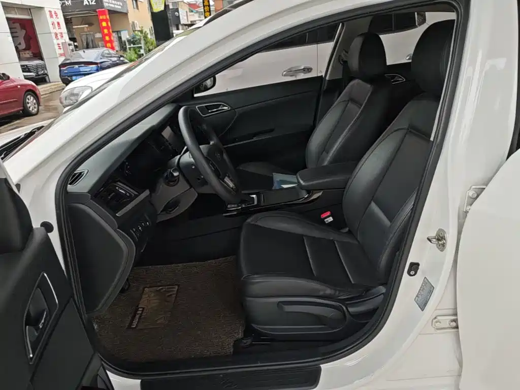 Hyundai Mistra 2018 — фото 15