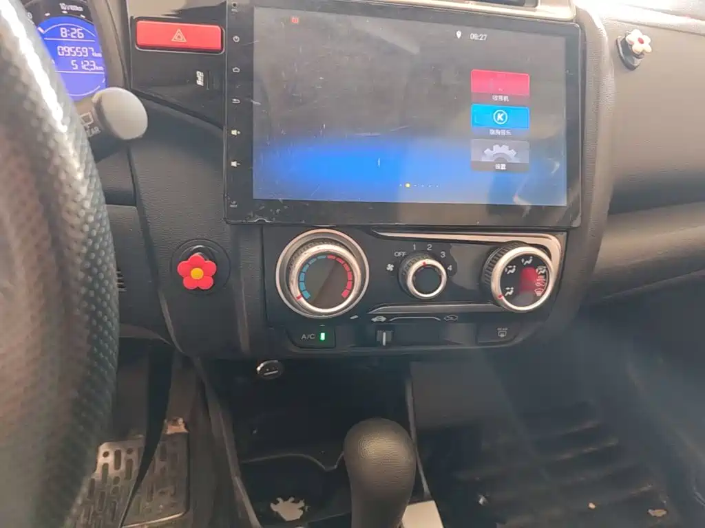 Honda Fit 2015 — фото 13