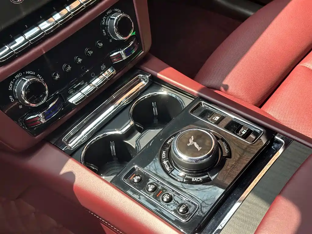 Rolls-Royce Ghost 2021 — фото 5