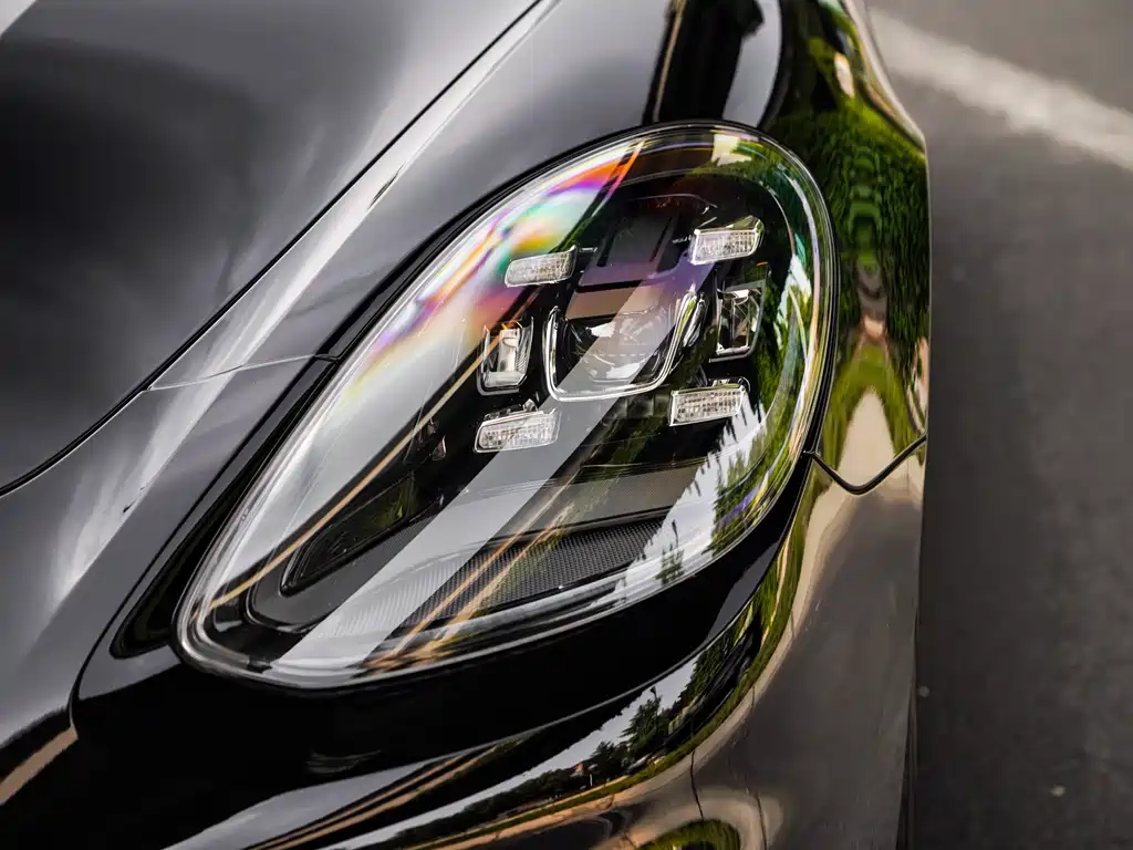 Porsche Panamera 2019 — фото 32