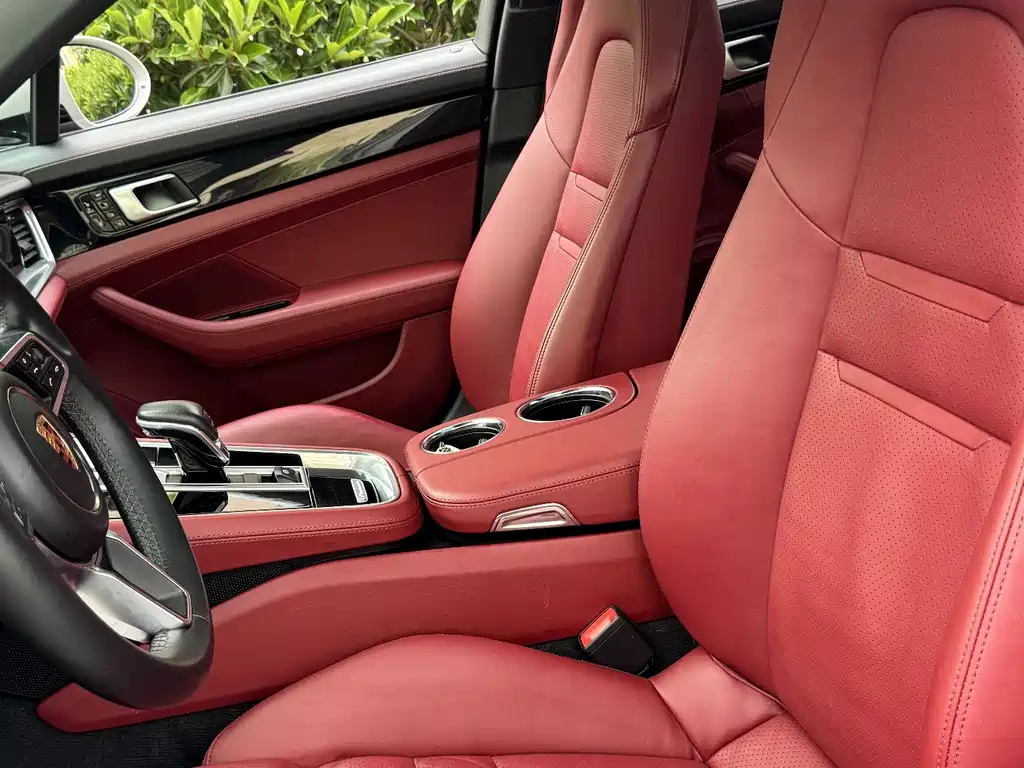 Porsche Panamera 2019 — фото 11