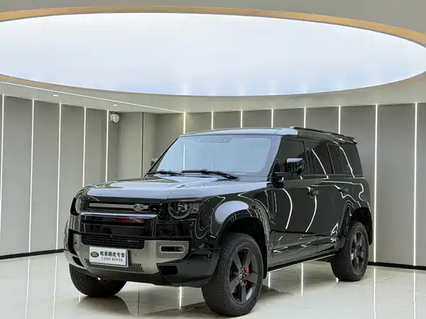 Land Rover Defender 2023