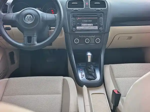 Volkswagen Golf 2011