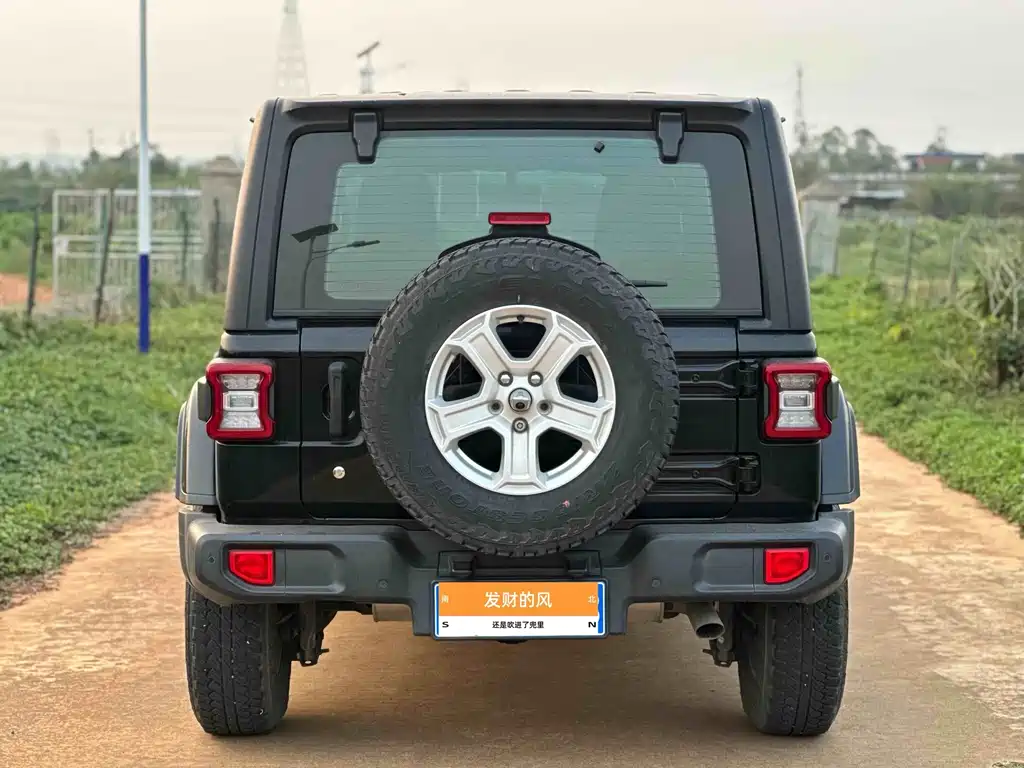 Jeep Wrangler 2020 — фото 4