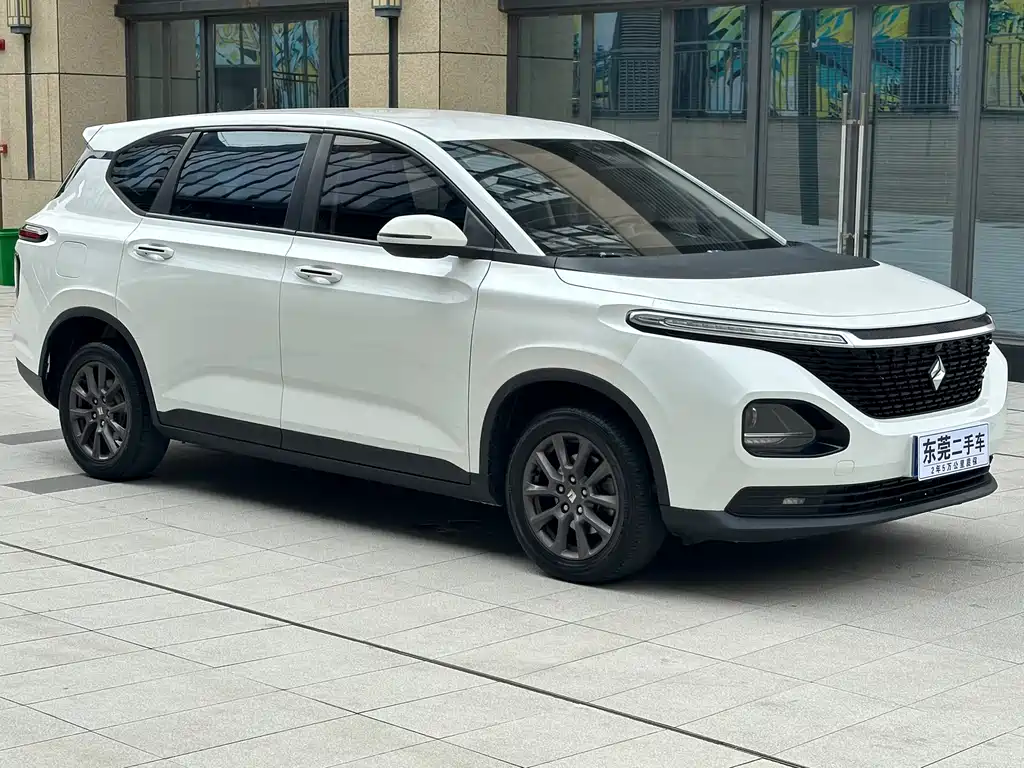 Baojun RM-5 2022 — фото 2