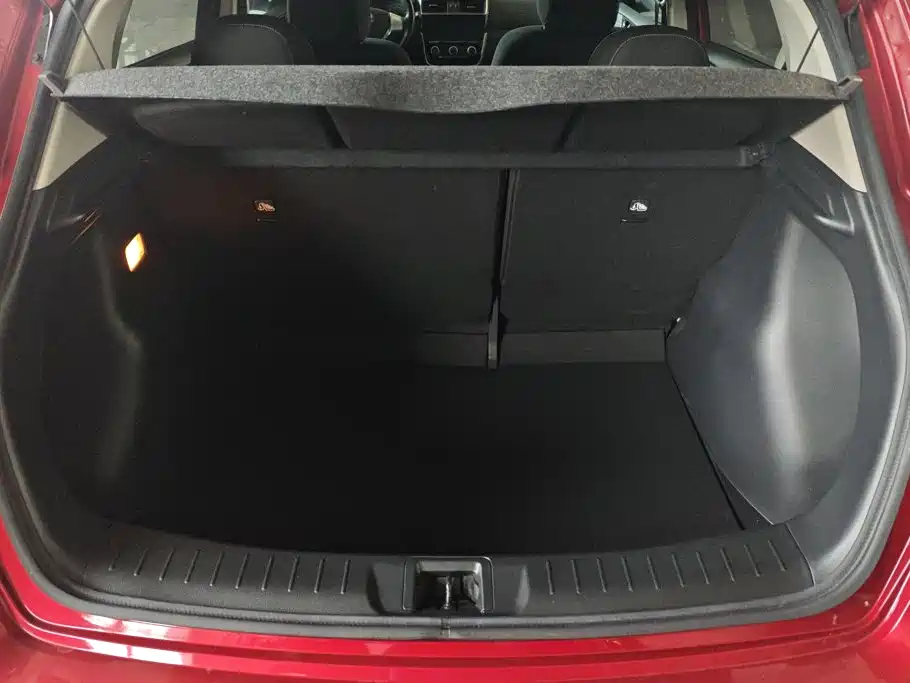 Nissan Tiida 2020