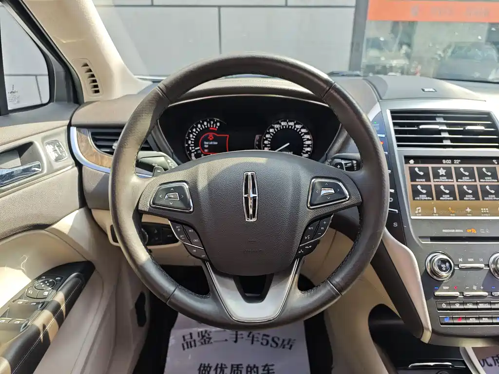 Lincoln MKC 2018 — фото 17