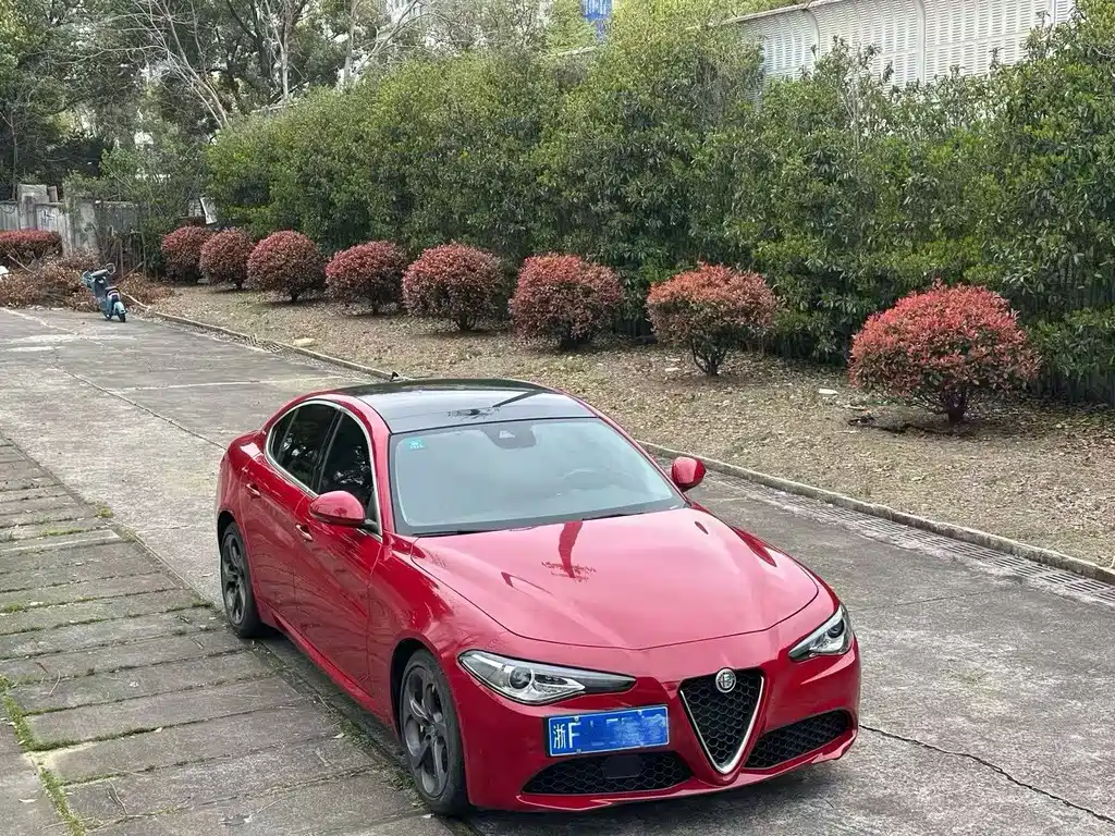 Alfa Romeo Giulia Juliet 2020 — фото 3
