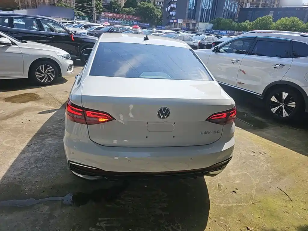 Volkswagen Lavida 2024