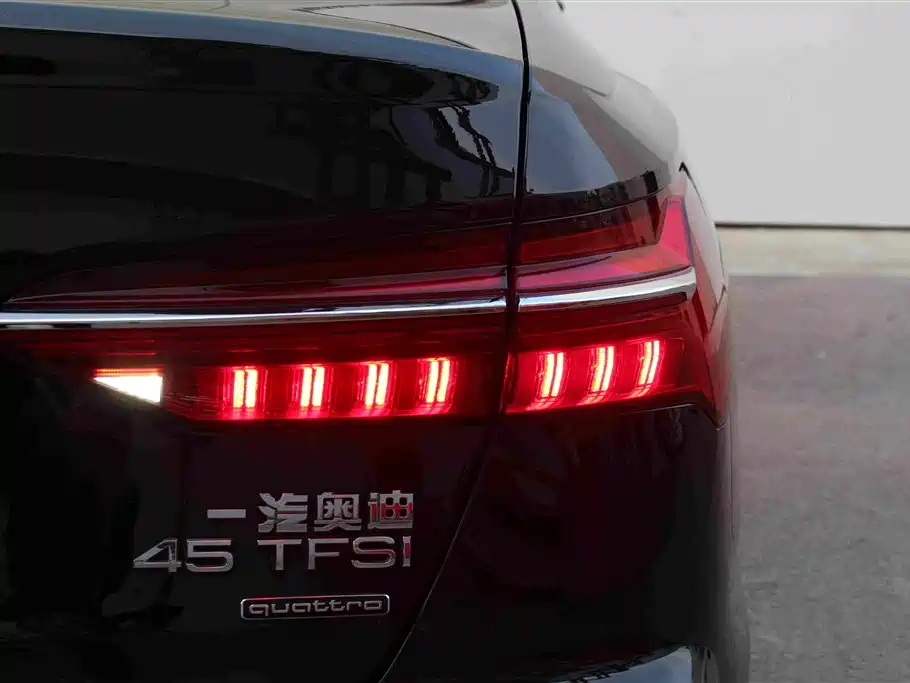 Audi A6L 2020 — фото 12