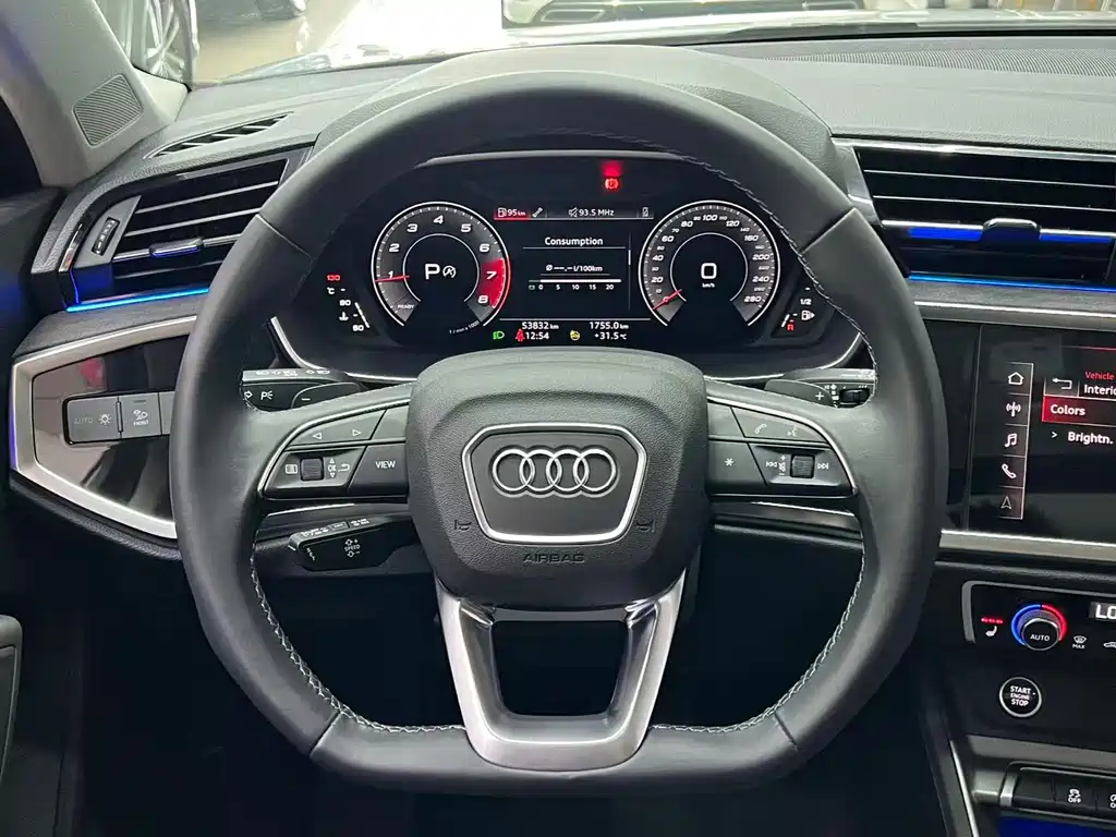 Audi Q3 2022 — фото 10