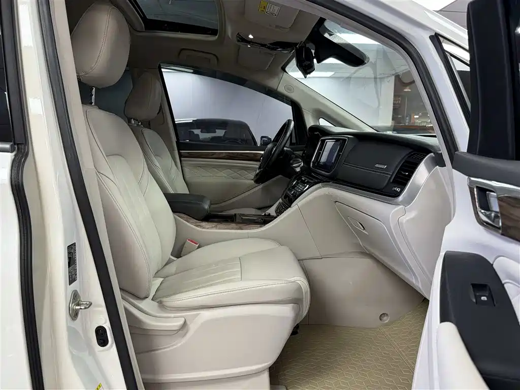 GAC Motor Trumpchi M8 2019 — фото 14
