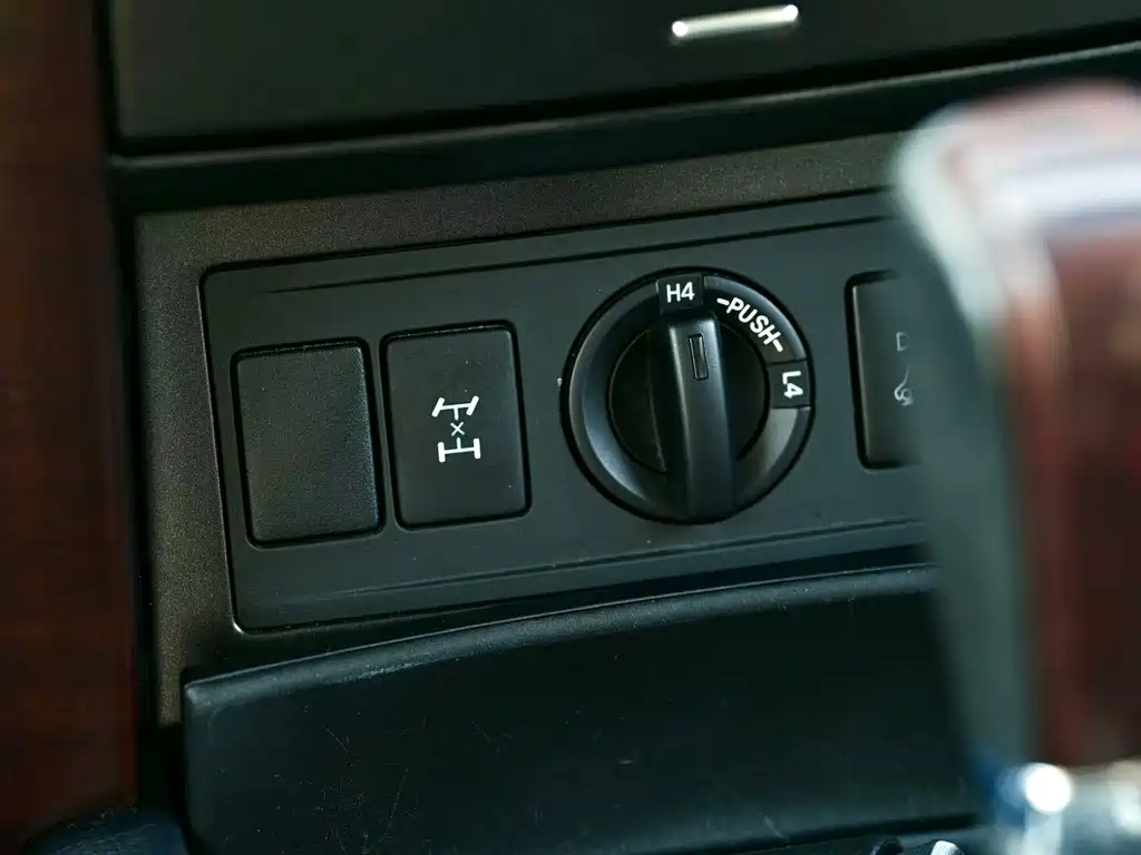 Toyota Prado 2016 — фото 17