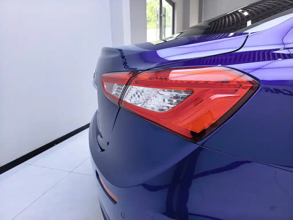 Maserati Ghibli 2016 — фото 18