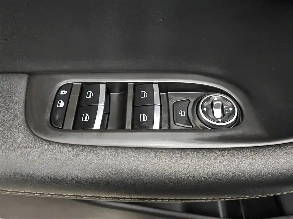 Chery Tiggo 7 PLUS 2023 — фото 9