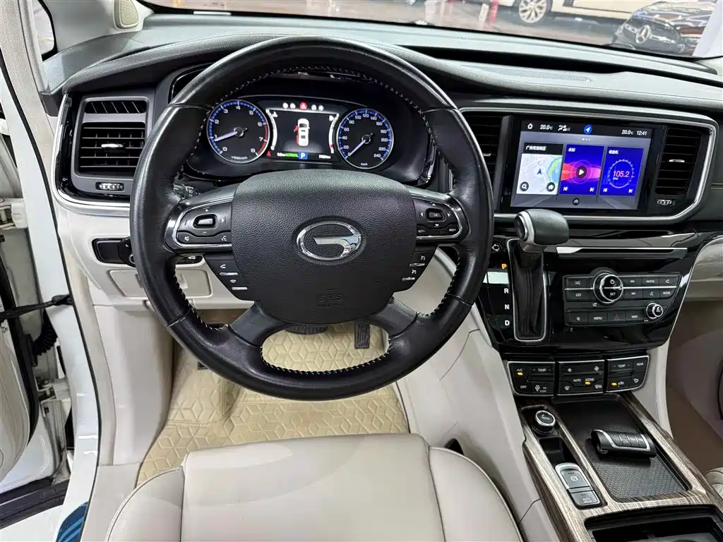 GAC Motor Trumpchi M8 2019 — фото 16