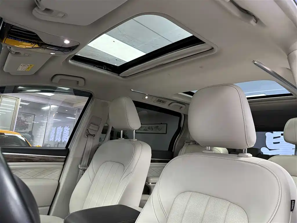 GAC Motor Trumpchi M8 2019 — фото 17