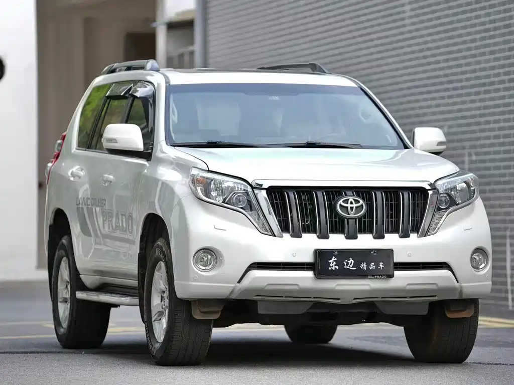 Toyota Prado 2016 — фото 3