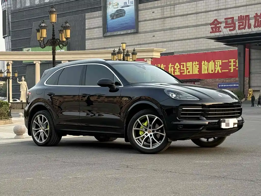 Porsche Cayenne Hybrid 2023 — фото 3