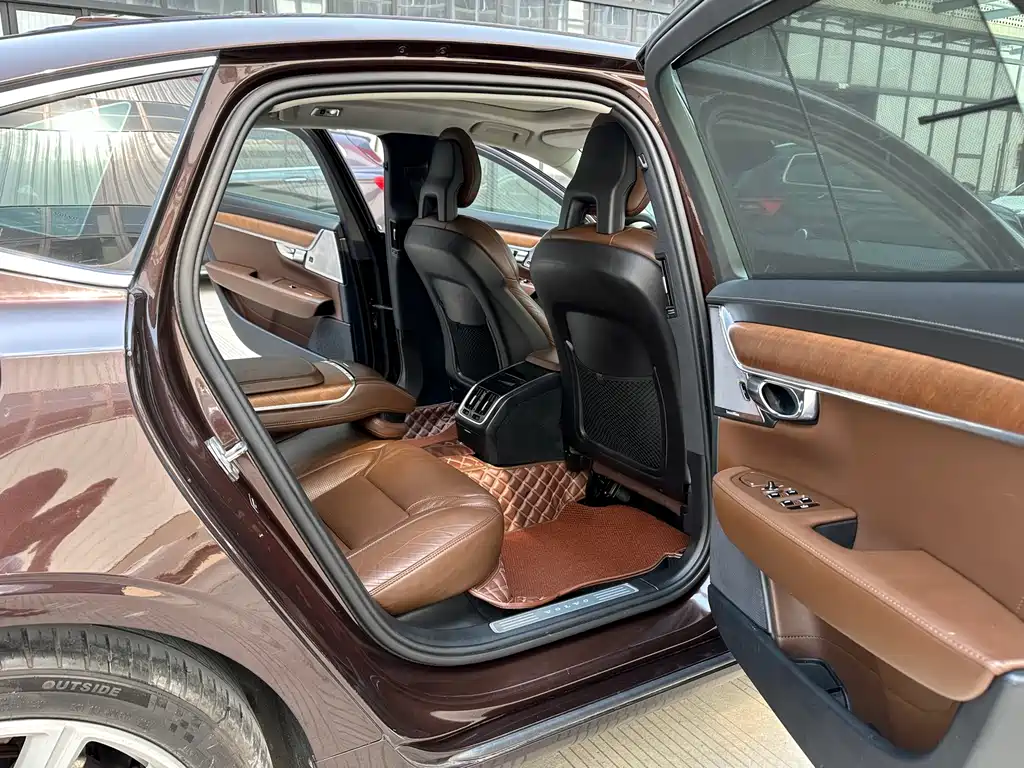 Volvo S90 2017 — фото 10
