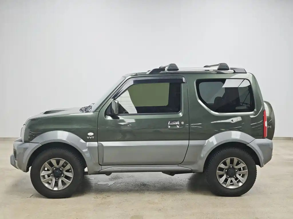 Suzuki Jimny 2016